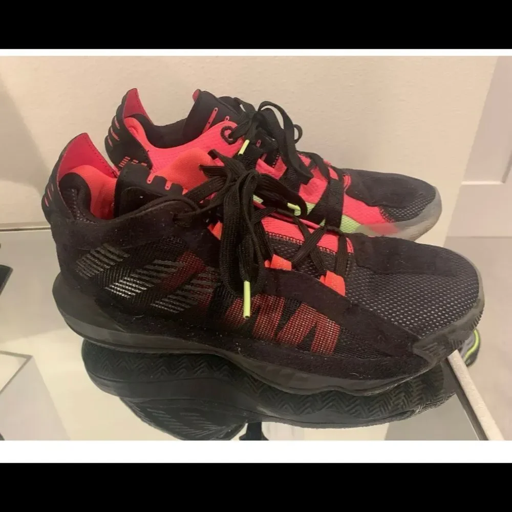 Adidas Dame 6 Ruthless - Size 7.5 Men’s